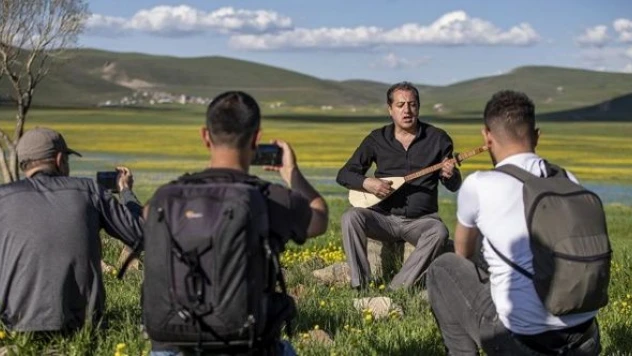 Erzurum'da 'kopuz'lu foto safari yapıldı