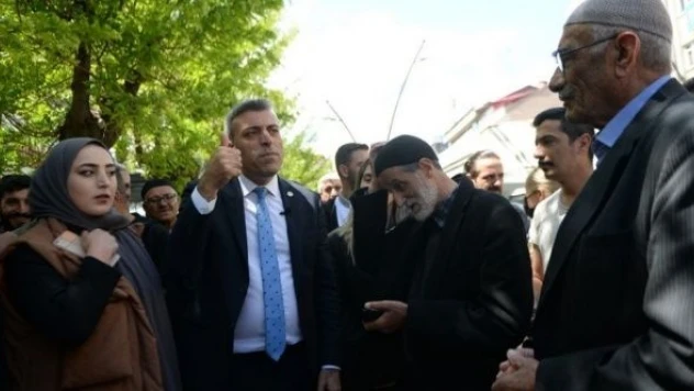 Öztürk Yılmaz'a Bingöl'de tepki: &quotCumhurbaşkanı'na diktatör diyemezsin&quot