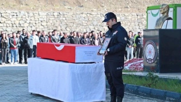 Polis Memuru Abdulkadir Kılıç son yolculuğuna uğurlandı