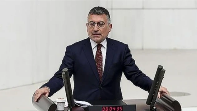 TBMM Adalet Komisyonu Başkanlığına, AK Parti'li Abdullah Güler seçildi
