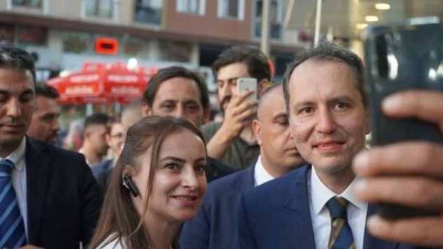 Yeniden Refah Partisi lideri Fatih Erbakan'dan Melek Mosso açıklaması