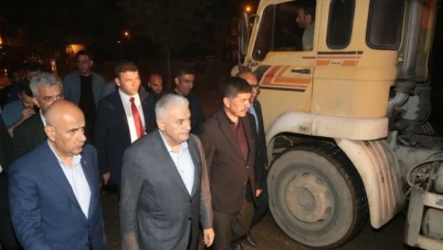 Bakan Kirişci ve AK Parti'li Yıldırım, Erzincan'daki sel bölgesini inceledi