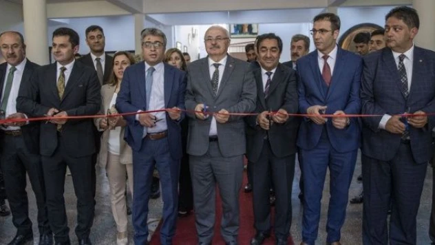 Erzurum'da geleneksel el sanatları sergisi açıldı