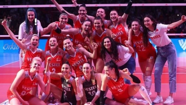 FIVB Voleybol Milletler Ligi:  Türkiye: 3 - Belçika: 1