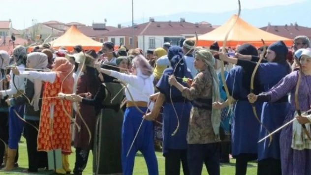 Geleneksel Okçuluk Türkiye Şampiyonası Erzincan'da başladı