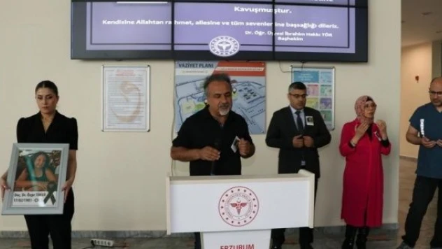 Hayatını kaybeden doktor çalıştığı hastanede anıldı