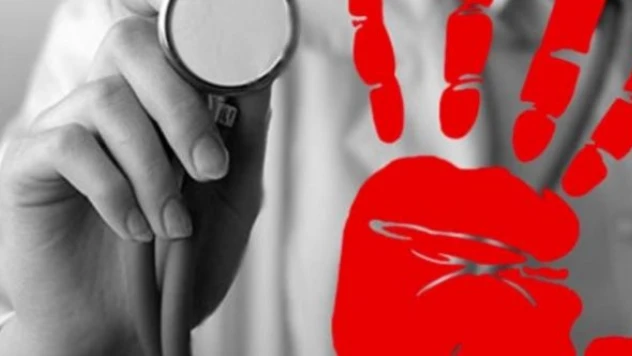 Kars'ta hekime maskeli saldırı