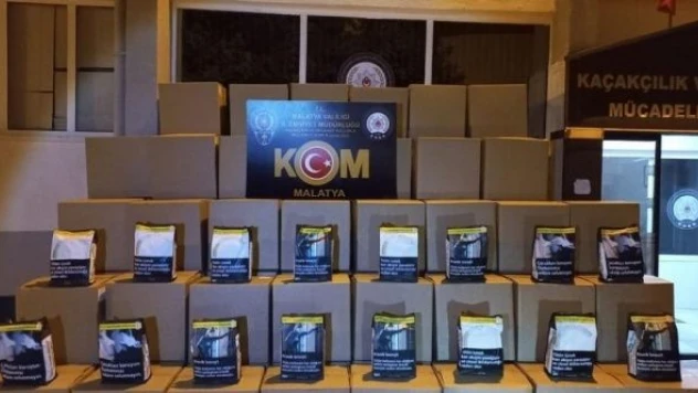 Malatya'da tonlarca kaçak tütün ve makaron ele geçirildi!