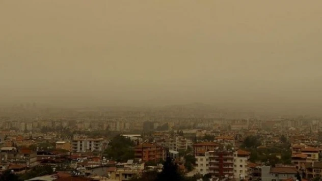 Meteoroloji uyardı: Kuvvetli yağış, ve  kum fırtınası geliyor!