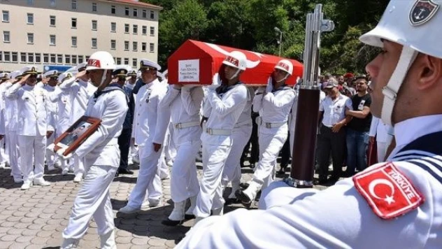 Şehit Topçu Uzman Çavuş Özkaya, son yolculuğuna uğurlandı