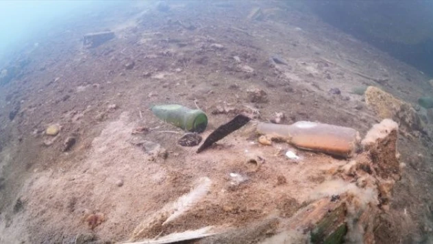 Sualtı Görüntü Yönetmeni Ceylan, Van Gölü'ndeki kirliliği görüntüledi