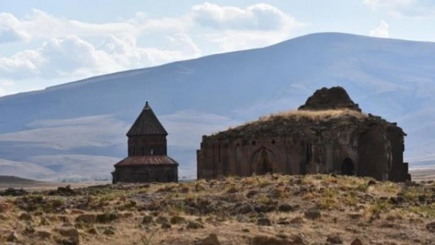 Tarihi Ani Ören Yeri yeniden kazılıyor