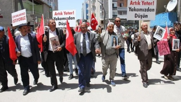 Van'da evlat nöbeti devam ediyor!