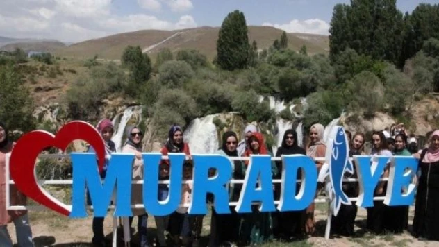 Vanlı kadınlar kentin doğal güzellikleriyle buluştu