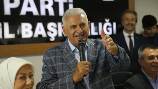 Binali Yıldırım: &quotBu millet Tayyip Erdoğan'a sahip çıkar&quot