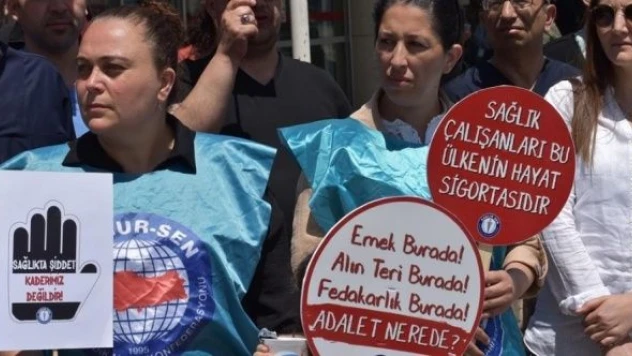 Doğu Anadolu'daki sağlık çalışanlarından tepki !