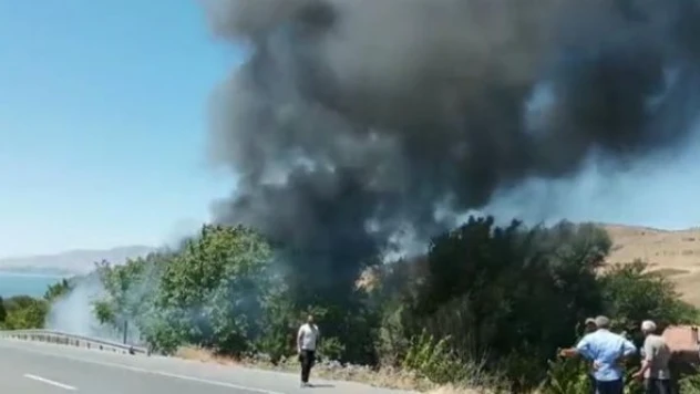 Elazığ'da bir ev küle döndü!