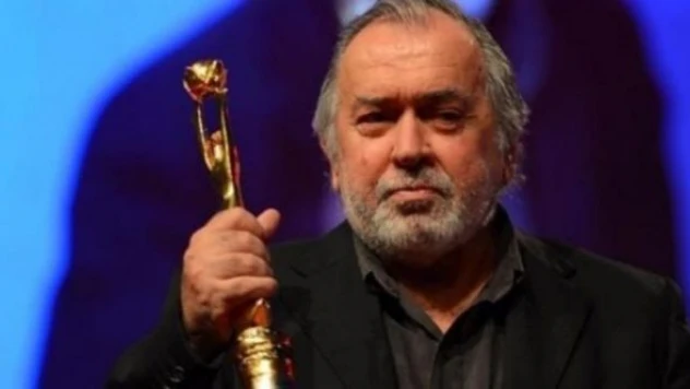 Erden Kıral hayatını kaybetti!