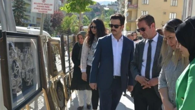 Hakkari'de kursiyerlerin hazırladığı ürünler sergilendi