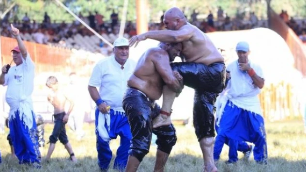 Kırkpınar'da ikinci gün müsabakaları sona erdi