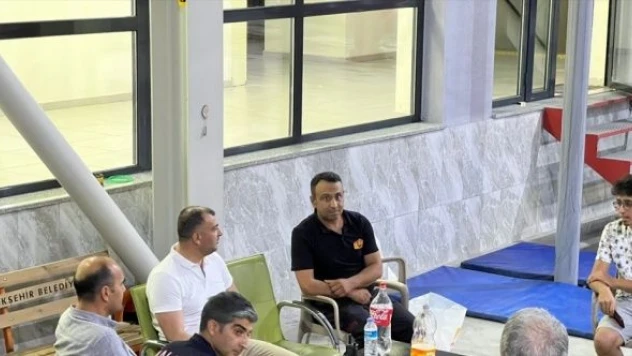 Malatya'da yangından dönen itfaiye personeline sürpriz !