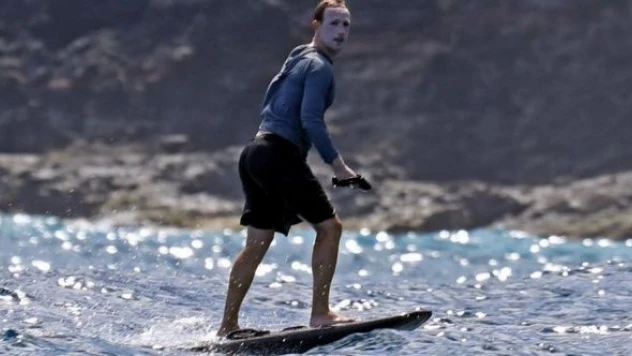 Mark Zuckerberg' ten güneş kremi açıklaması!