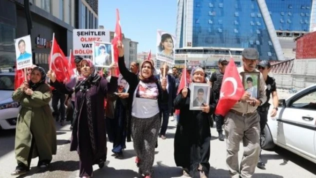 Van'da evlat nöbeti devam ediyor!