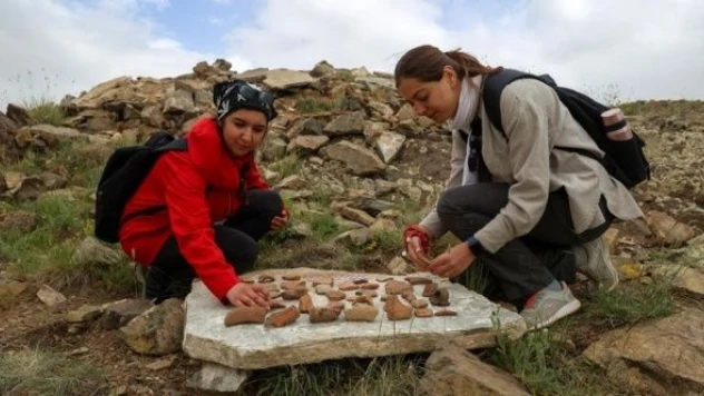 Van'da Urartulara ait kale kalıntısına ulaşıldı