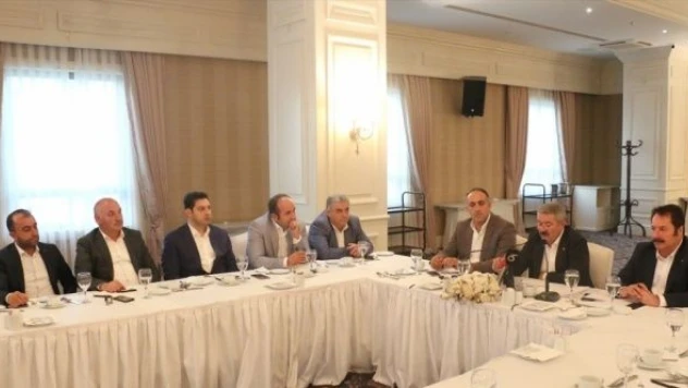 Van TSO Başkanı Takva, basın mensuplarıyla bir araya geldi