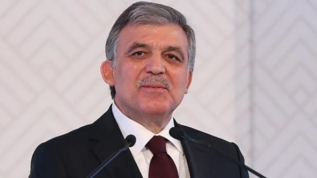 Abdullah Gül'den gecikmeli milli bayram açıklaması