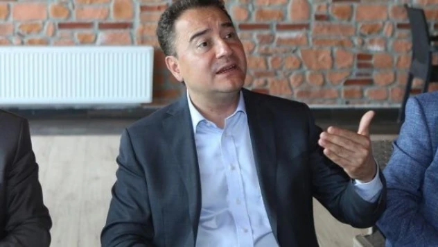 Ali Babacan: 'Devleti Kürt meselesinin çözümünün bir parçası haline getireceğiz'