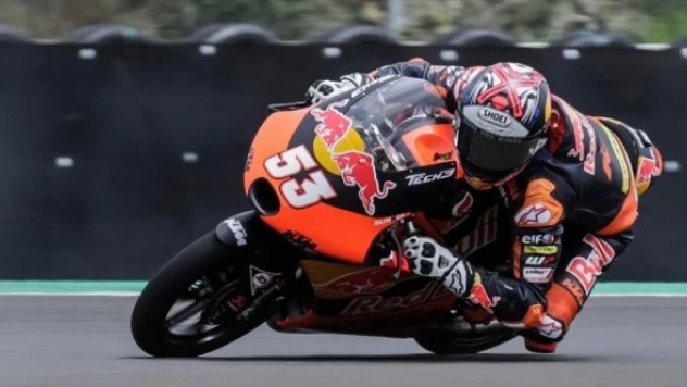 Milli motosikletçi Deniz Öncü, Avusturya'da 4. oldu