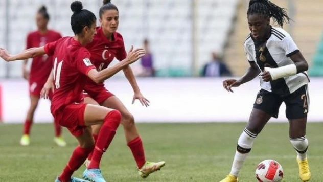 A Milli Kadın Futbol Takımı, Almanya'ya yenildi