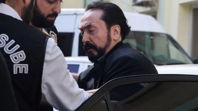 Adnan Oktar'ın bin 198 yıl hapsi istendi!