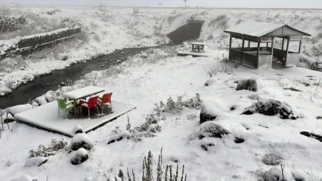 Ardahan ve Kars beyaza büründü!