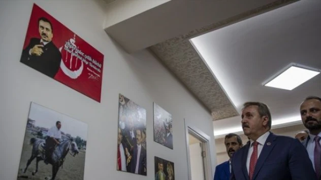 BBP Genel Başkanı Destici, Erzurum'da Alperen Ocakları İl Başkanlığının açılışını yaptı