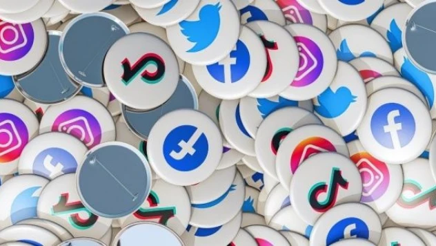 Facebook ve Instagram birleşiyor