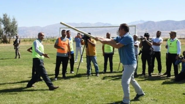 Hakkari'nin beyzbolu 'holane' tanıtıldı