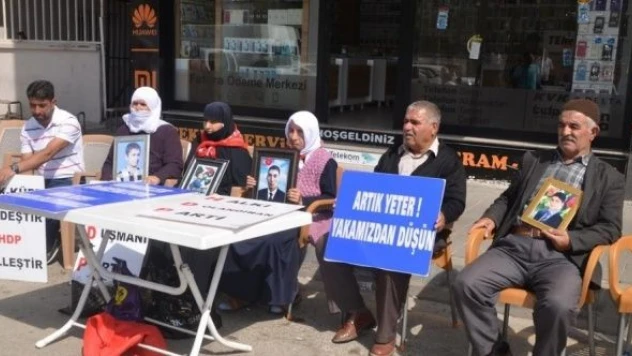 Muş'ta evlat nöbeti tutan aile sayısı 40'a yükseldi