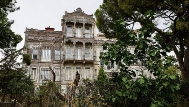 'Perili Köşk' 449 milyon liraya icradan satıldı