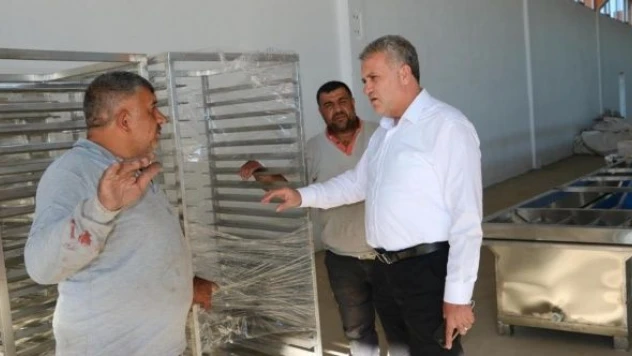 Baskil Kayısı İşleme Entegre Tesisinin yapımı devam ediyor