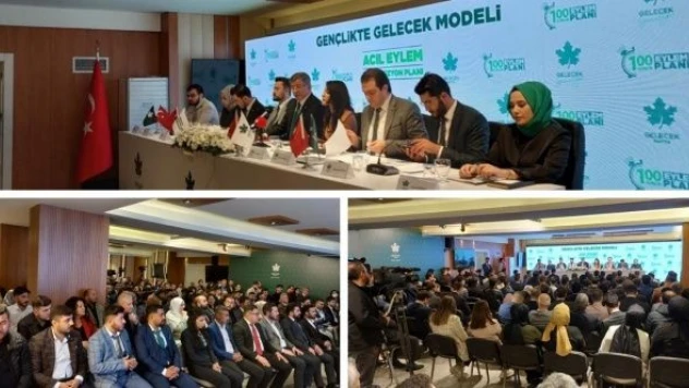 Davutoğlu: ''Gençlere gömlek biçmeye değil, onlarla yol yürümeye geliyoruz!''