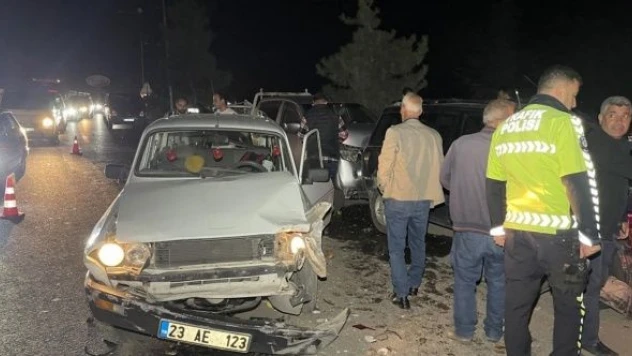 Elazığ'da zincirleme trafik kazası!