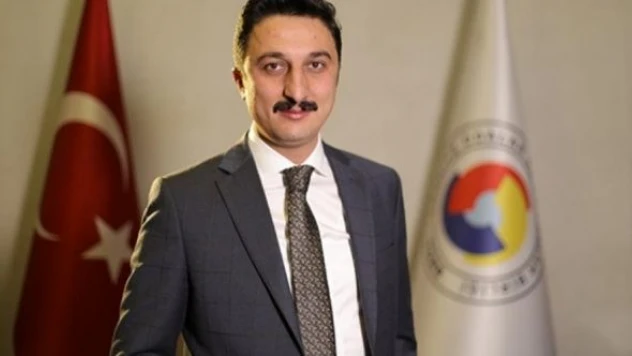 Ertuğrul Alibeyoğlu Kars Ticaret ve Sanayi Odası'nda güven tazeledi