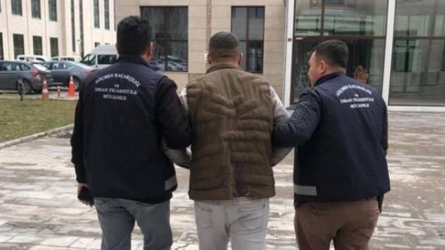 Erzurum'da düzensiz göçmen operasyonu!