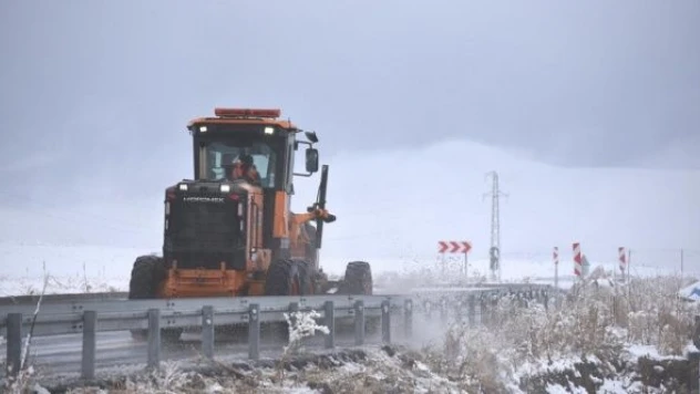 Erzurum ve Kars'ın yüksek kesimleri beyaza büründü