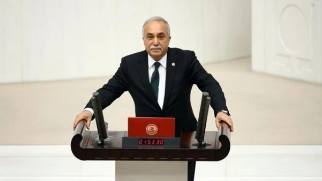 Eşref Fakıbaba'nın milletvekilliği düşürüldü!