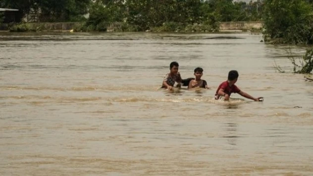 Nalgae Fırtınası 42 can aldı!