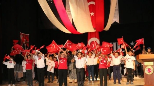 Hizan'da 29 Ekim Cumhuriyet Bayramı coşkusu