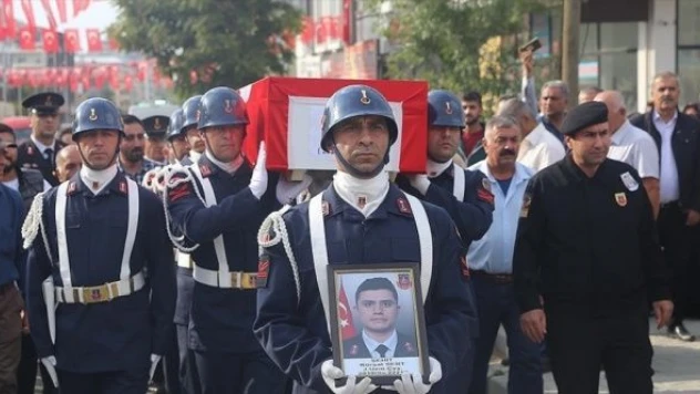Şehit Uzman Çavuş Kürşat Sert, Kahramanmaraş'ta son yolculuğuna uğurlandı